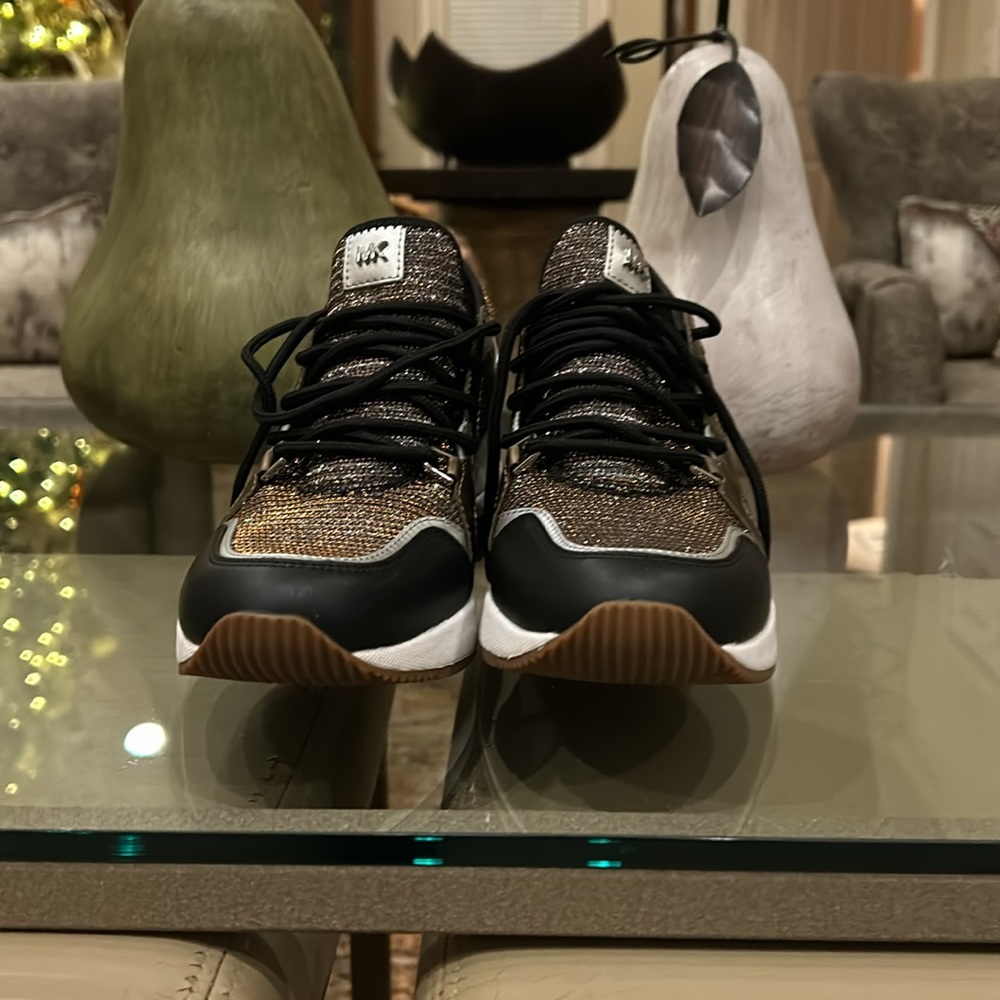 Michael Kors blinky tennis shoes - Picture 5 of 5